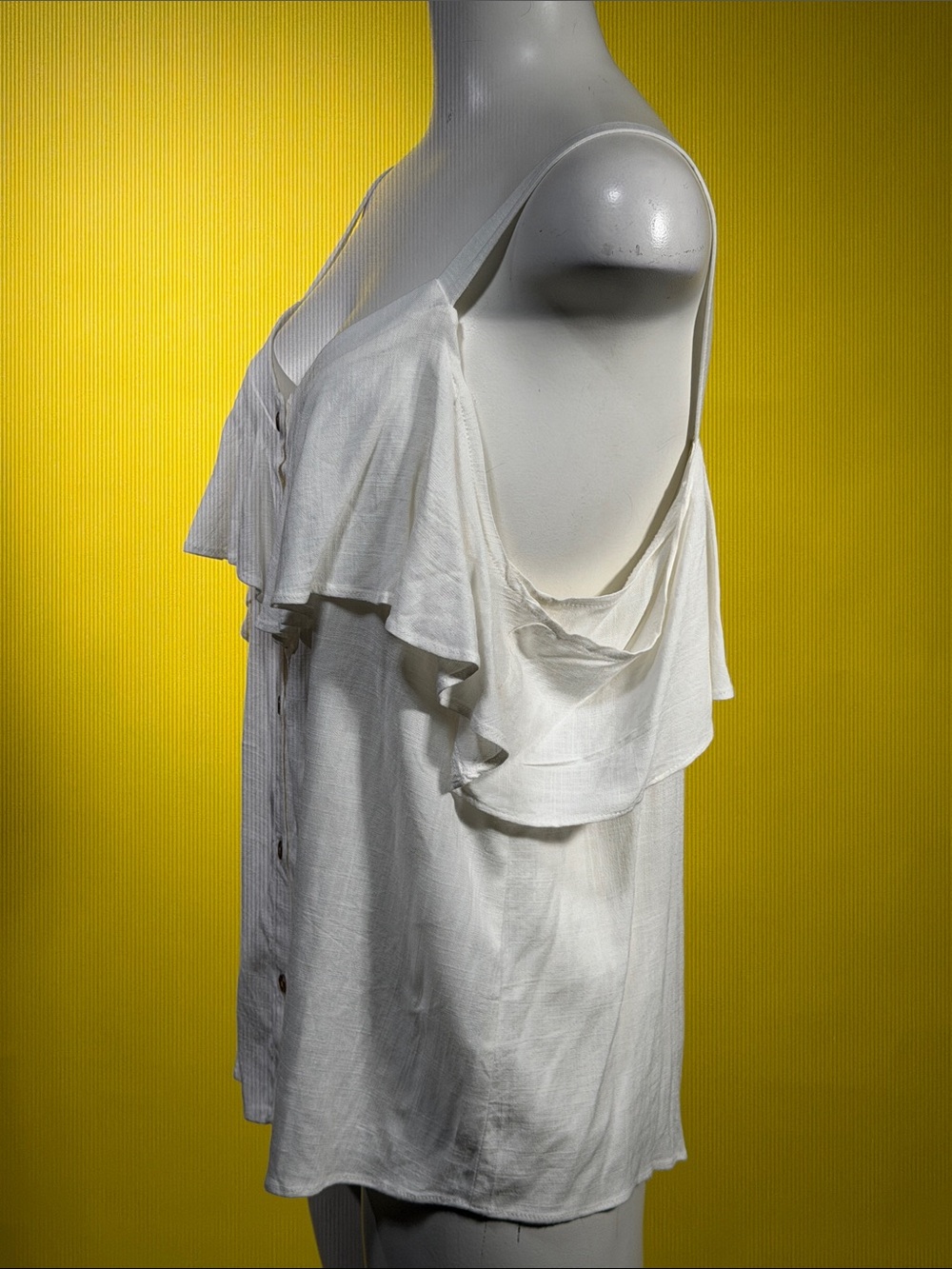 Moa Moa White Ruffle Button-Front Camisole (r15) - Picture 5 of 7